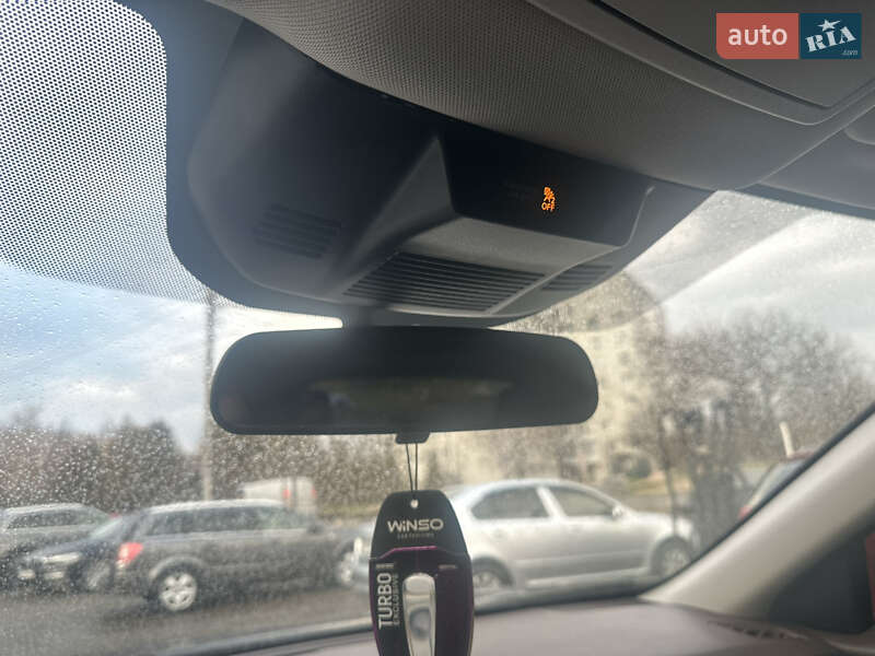 Внедорожник / Кроссовер Nissan Rogue 2022 в Львове