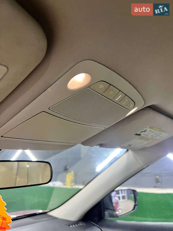 Позашляховик / Кросовер Nissan Rogue 2014 в Києві