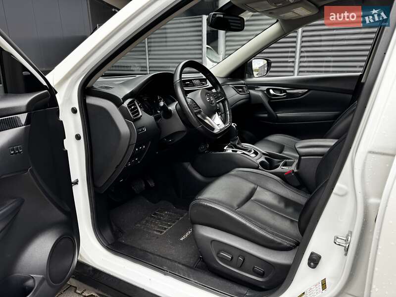 Внедорожник / Кроссовер Nissan Rogue 2018 в Киеве