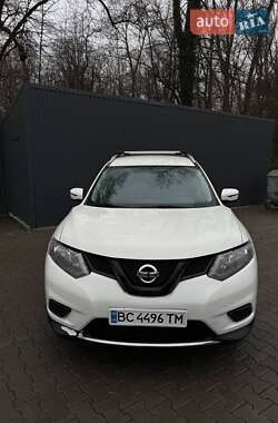 Внедорожник / Кроссовер Nissan Rogue 2016 в Дрогобыче