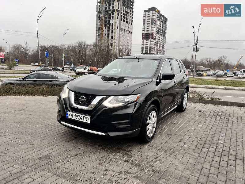 Внедорожник / Кроссовер Nissan Rogue 2019 в Киеве