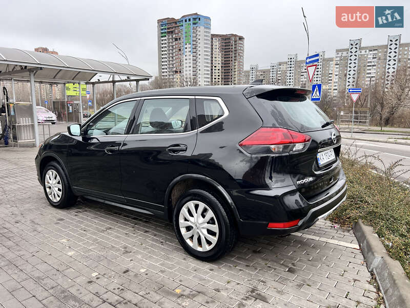 Внедорожник / Кроссовер Nissan Rogue 2019 в Киеве