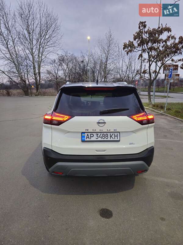 Внедорожник / Кроссовер Nissan Rogue 2021 в Киеве