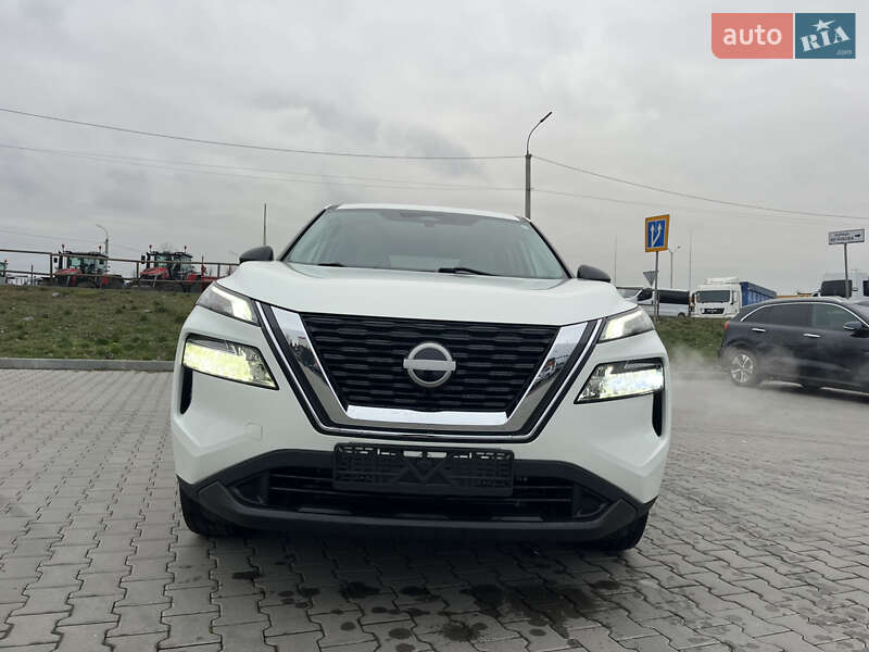 Внедорожник / Кроссовер Nissan Rogue 2021 в Виннице