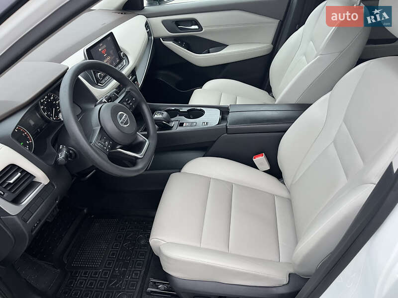 Внедорожник / Кроссовер Nissan Rogue 2021 в Виннице