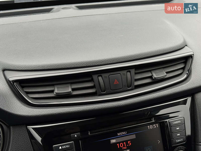 Внедорожник / Кроссовер Nissan Rogue 2018 в Харькове