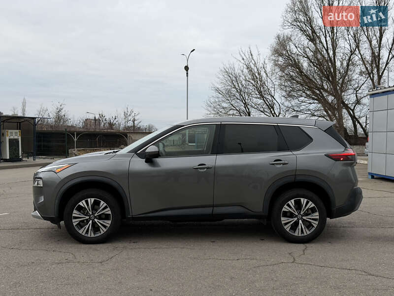 Внедорожник / Кроссовер Nissan Rogue 2021 в Запорожье