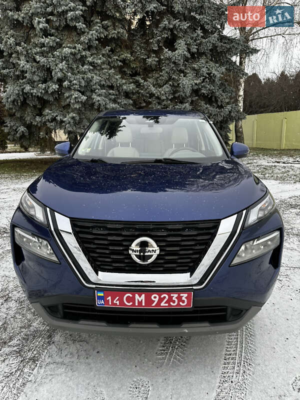 Внедорожник / Кроссовер Nissan Rogue 2021 в Лубнах