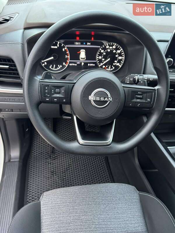 Внедорожник / Кроссовер Nissan Rogue 2022 в Днепре