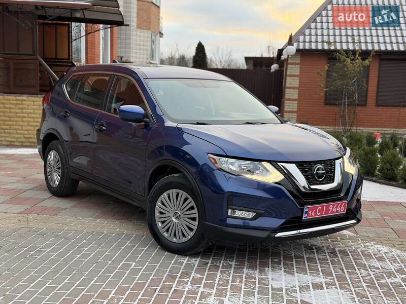 Позашляховик / Кросовер Nissan Rogue 2018 в Вінниці