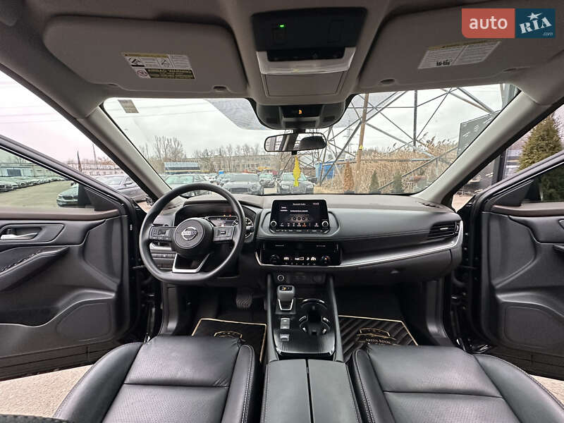 Позашляховик / Кросовер Nissan Rogue 2020 в Харкові