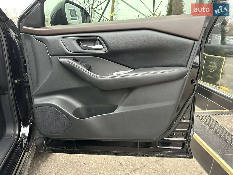 Позашляховик / Кросовер Nissan Rogue 2020 в Харкові