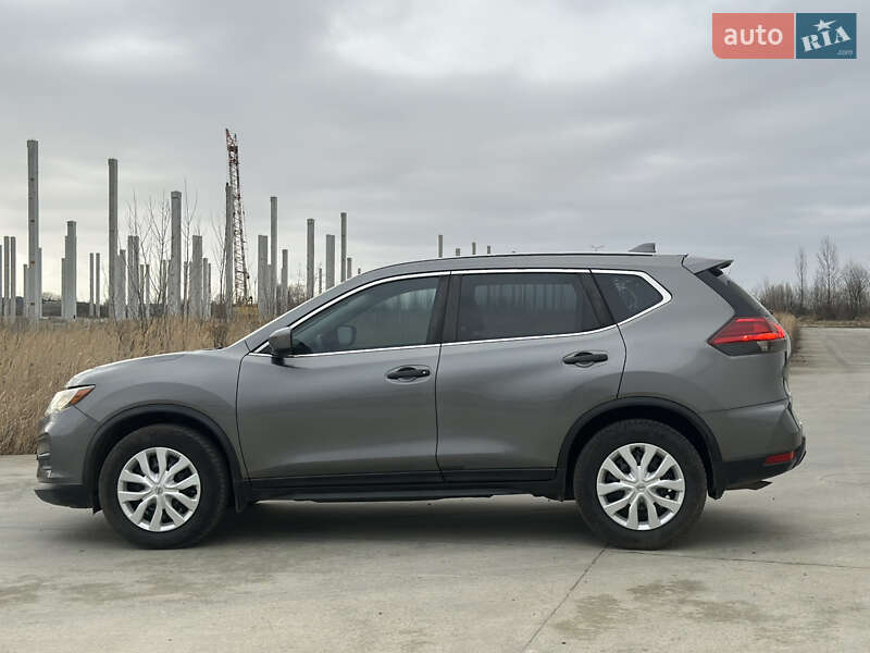 Позашляховик / Кросовер Nissan Rogue 2016 в Коростені