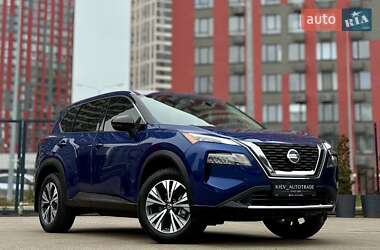 Внедорожник / Кроссовер Nissan Rogue 2020 в Киеве