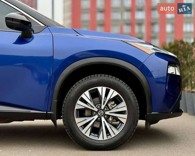 Внедорожник / Кроссовер Nissan Rogue 2020 в Киеве