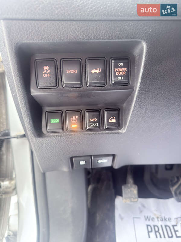 Позашляховик / Кросовер Nissan Rogue 2015 в Лубнах фото 9 Позашляховик / Кросовер Nissan Rogue 2015 в Лубнах