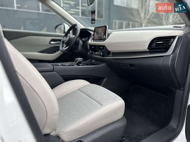 Внедорожник / Кроссовер Nissan Rogue 2021 в Белой Церкви