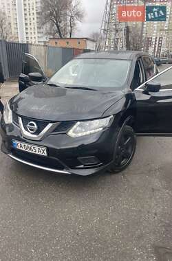 Позашляховик / Кросовер Nissan Rogue 2015 в Києві