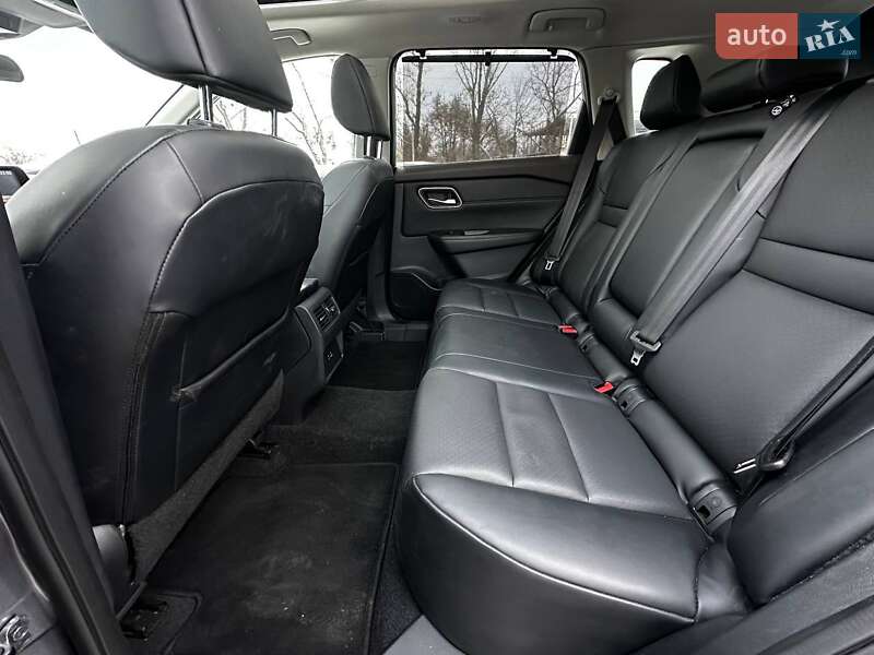 Внедорожник / Кроссовер Nissan Rogue 2021 в Харькове