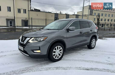 Позашляховик / Кросовер Nissan Rogue 2018 в Києві