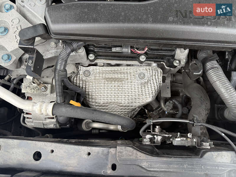 Позашляховик / Кросовер Nissan Rogue 2017 в Полтаві