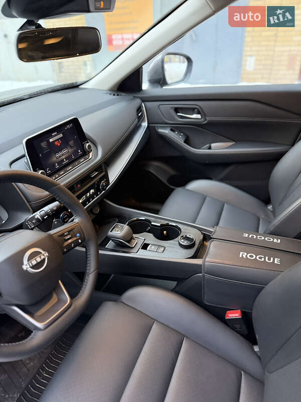 Позашляховик / Кросовер Nissan Rogue 2025 в Сумах