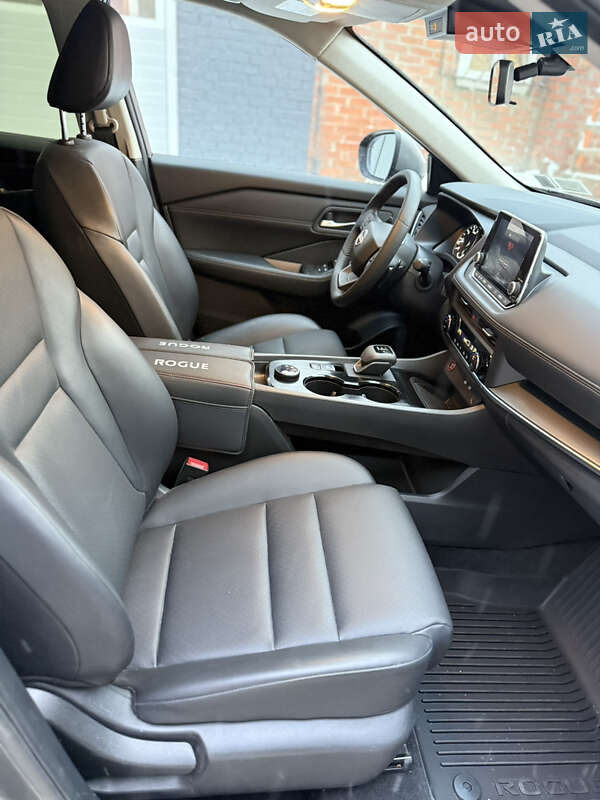 Позашляховик / Кросовер Nissan Rogue 2025 в Сумах