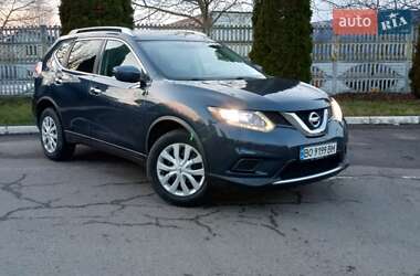 Позашляховик / Кросовер Nissan Rogue 2015 в Рівному