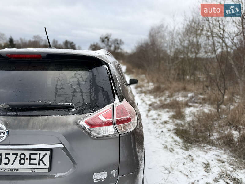 Позашляховик / Кросовер Nissan Rogue 2014 в Володимирі