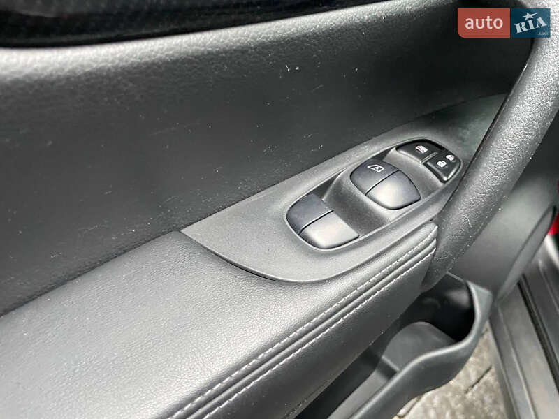Внедорожник / Кроссовер Nissan Rogue 2017 в Львове фото 14 Внедорожник / Кроссовер Nissan Rogue 2017 в Львове