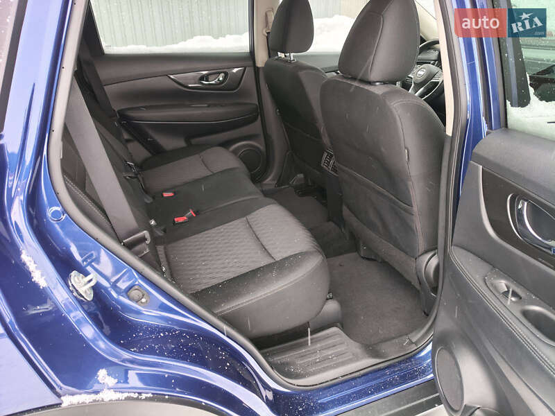 Позашляховик / Кросовер Nissan Rogue 2018 в Сумах фото 11 Позашляховик / Кросовер Nissan Rogue 2018 в Сумах