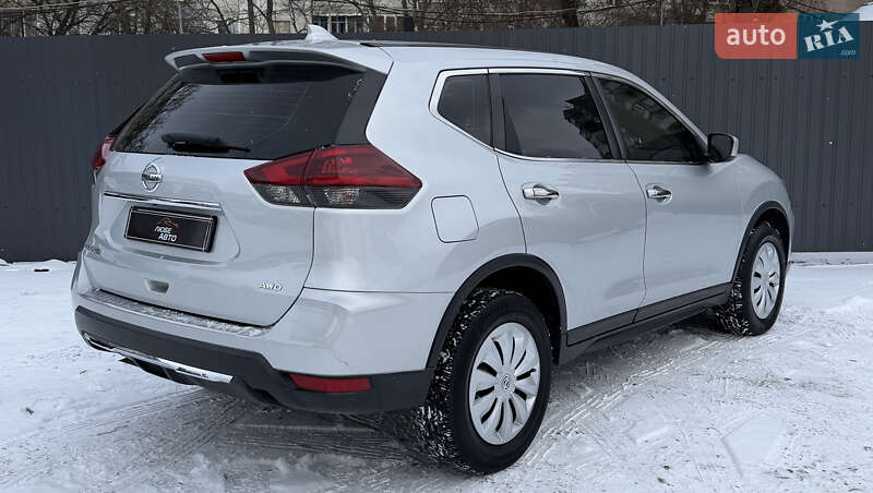 Позашляховик / Кросовер Nissan Rogue 2018 в Івано-Франківську