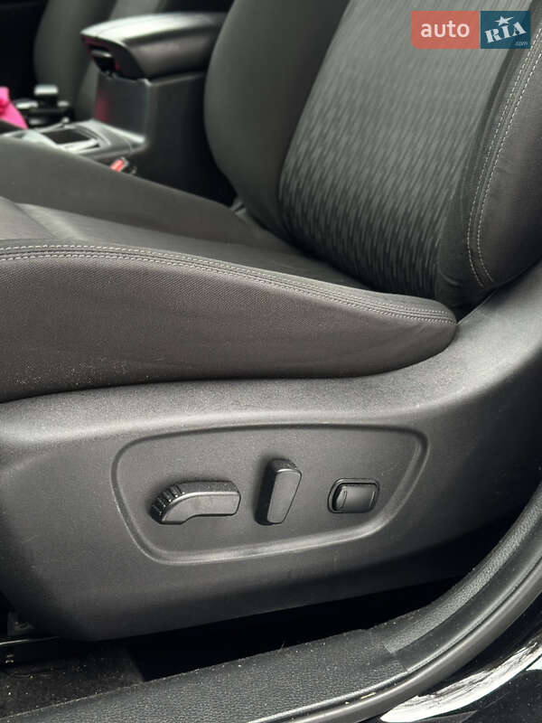 Позашляховик / Кросовер Nissan Rogue 2019 в Білій Церкві