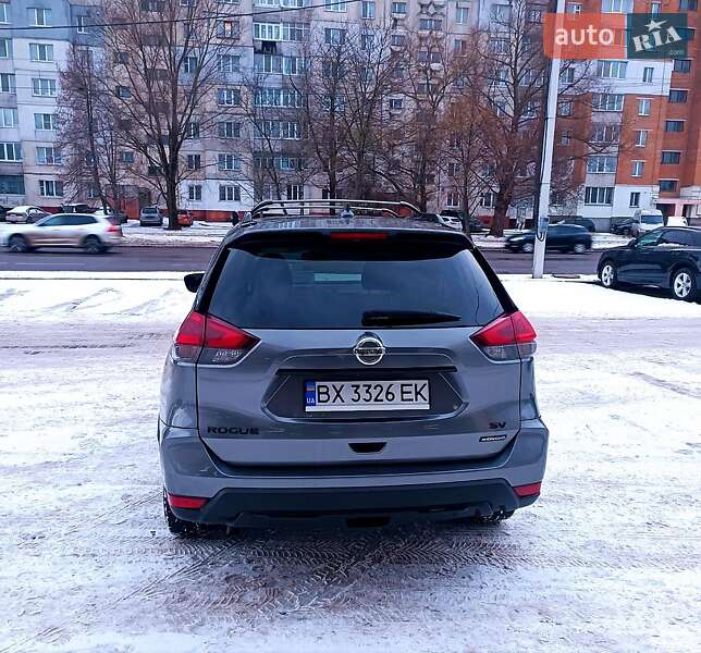 Позашляховик / Кросовер Nissan Rogue 2018 в Хмельницькому