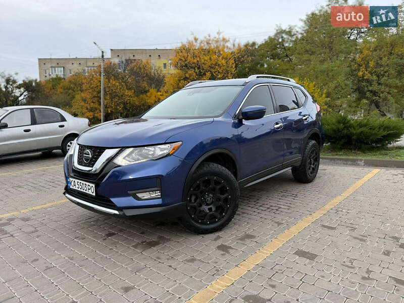Внедорожник / Кроссовер Nissan Rogue 2019 в Кропивницком
