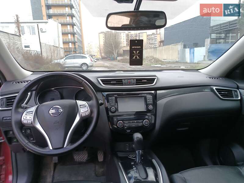 Позашляховик / Кросовер Nissan Rogue 2014 в Одесі