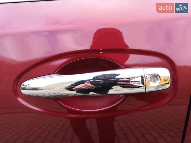 Позашляховик / Кросовер Nissan Rogue 2014 в Одесі