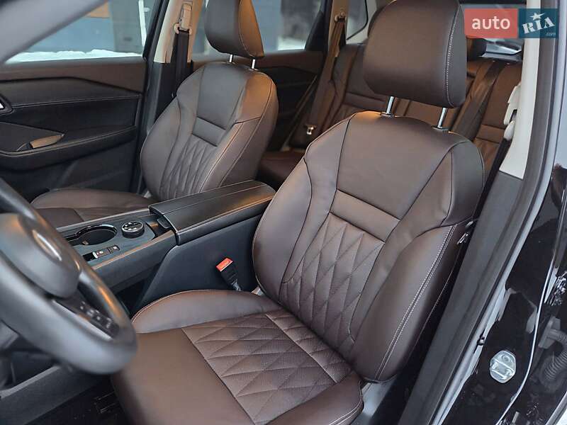 Внедорожник / Кроссовер Nissan Rogue 2021 в Тернополе