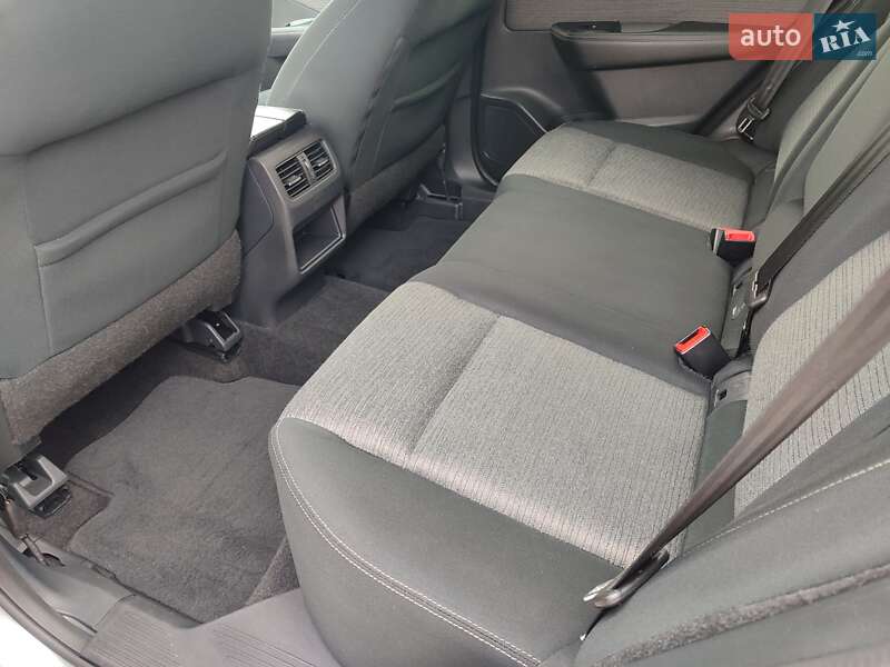 Позашляховик / Кросовер Nissan Rogue 2021 в Івано-Франківську