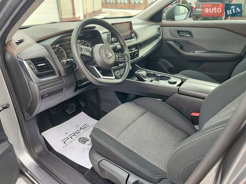 Позашляховик / Кросовер Nissan Rogue 2021 в Івано-Франківську