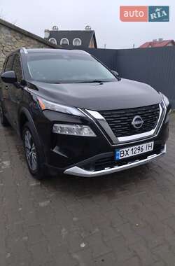 Внедорожник / Кроссовер Nissan Rogue 2023 в Хмельницком