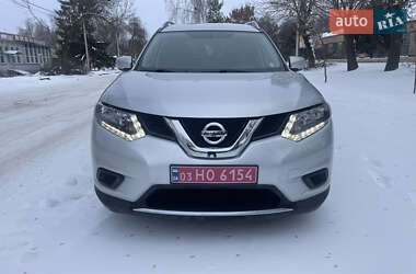 Позашляховик / Кросовер Nissan Rogue 2015 в Лубнах