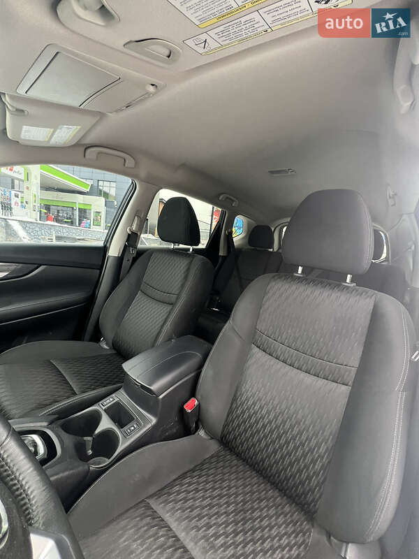 Позашляховик / Кросовер Nissan Rogue 2017 в Білій Церкві фото 17 Позашляховик / Кросовер Nissan Rogue 2017 в Білій Церкві