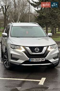 Позашляховик / Кросовер Nissan Rogue 2016 в Миколаєві