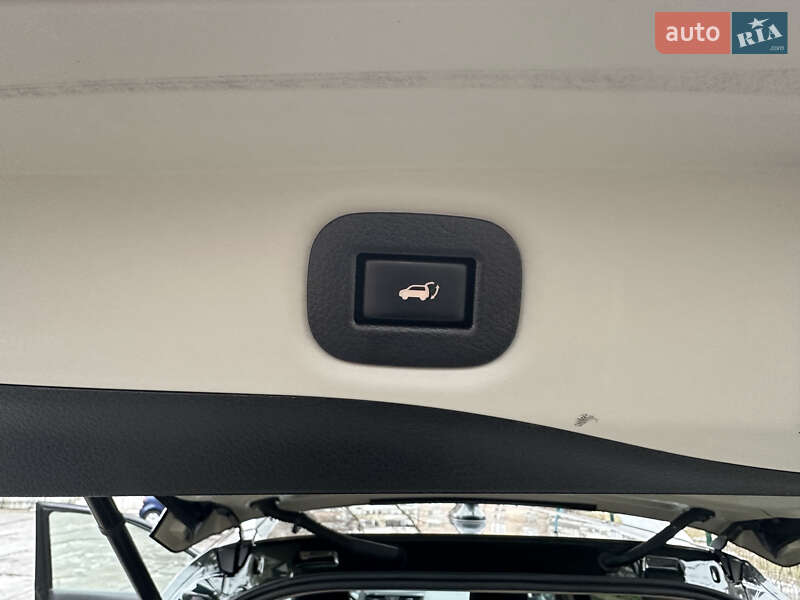 Позашляховик / Кросовер Nissan Rogue 2018 в Запоріжжі