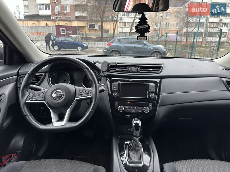 Позашляховик / Кросовер Nissan Rogue 2018 в Запоріжжі