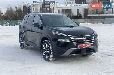 Внедорожник / Кроссовер Nissan Rogue 2024 в Киеве