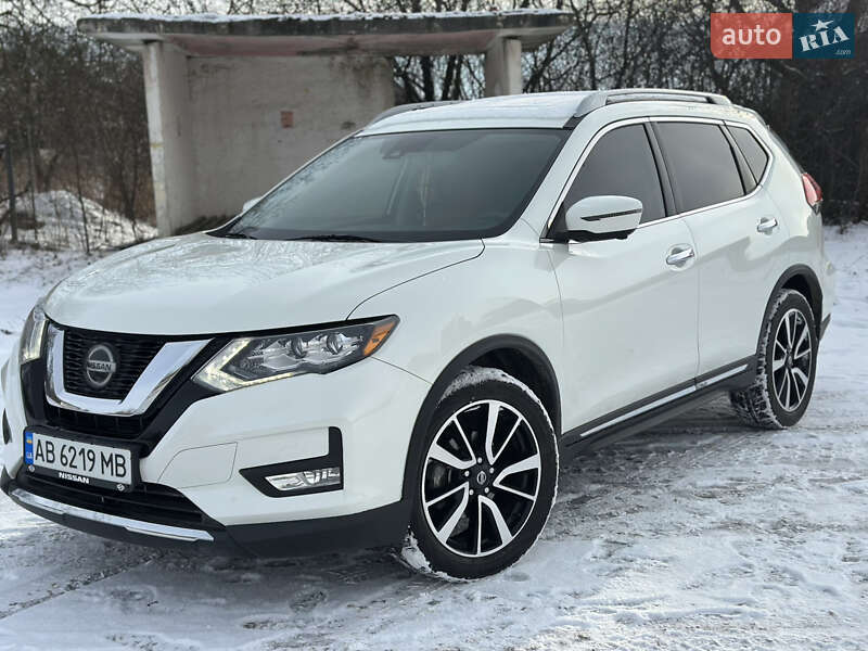 Внедорожник / Кроссовер Nissan Rogue 2018 в Виннице