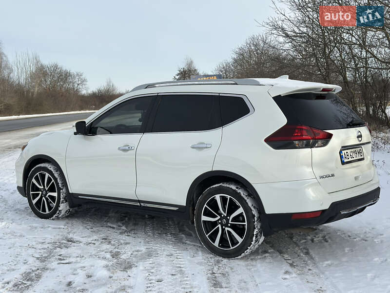 Внедорожник / Кроссовер Nissan Rogue 2018 в Виннице