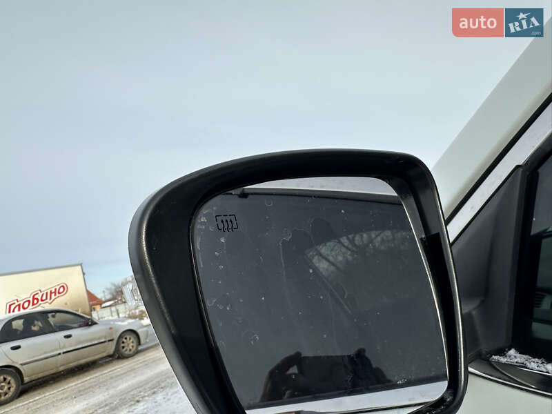 Внедорожник / Кроссовер Nissan Rogue 2018 в Виннице